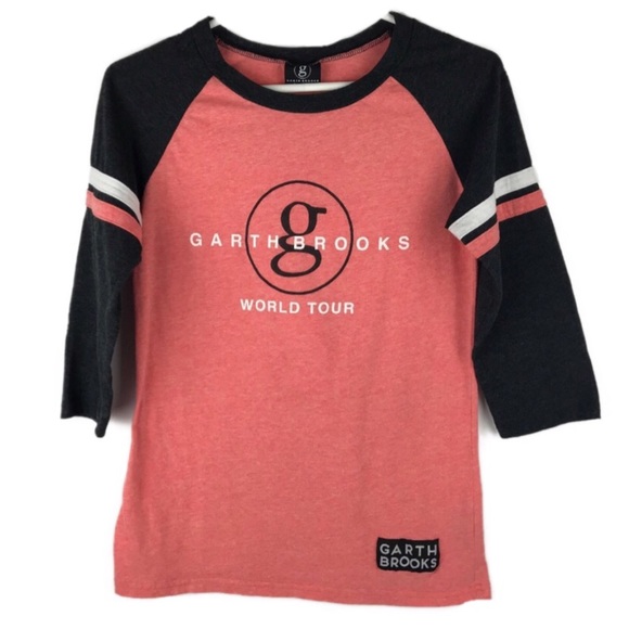 Garth Brooks Oficial Tops - GARTH BROOKS World Tour Concert T-Shirt Women's M